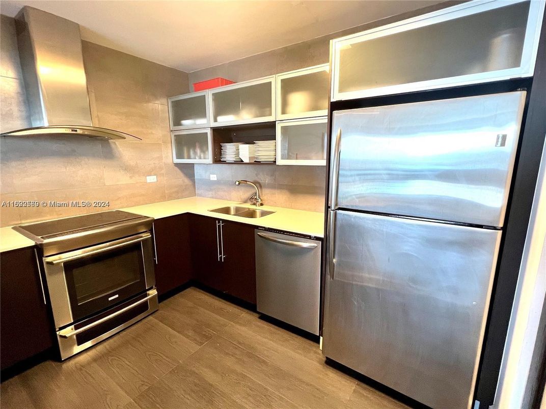 Interior, Kitchen, Stainless Steel Appliances, Wood Texture Flooring