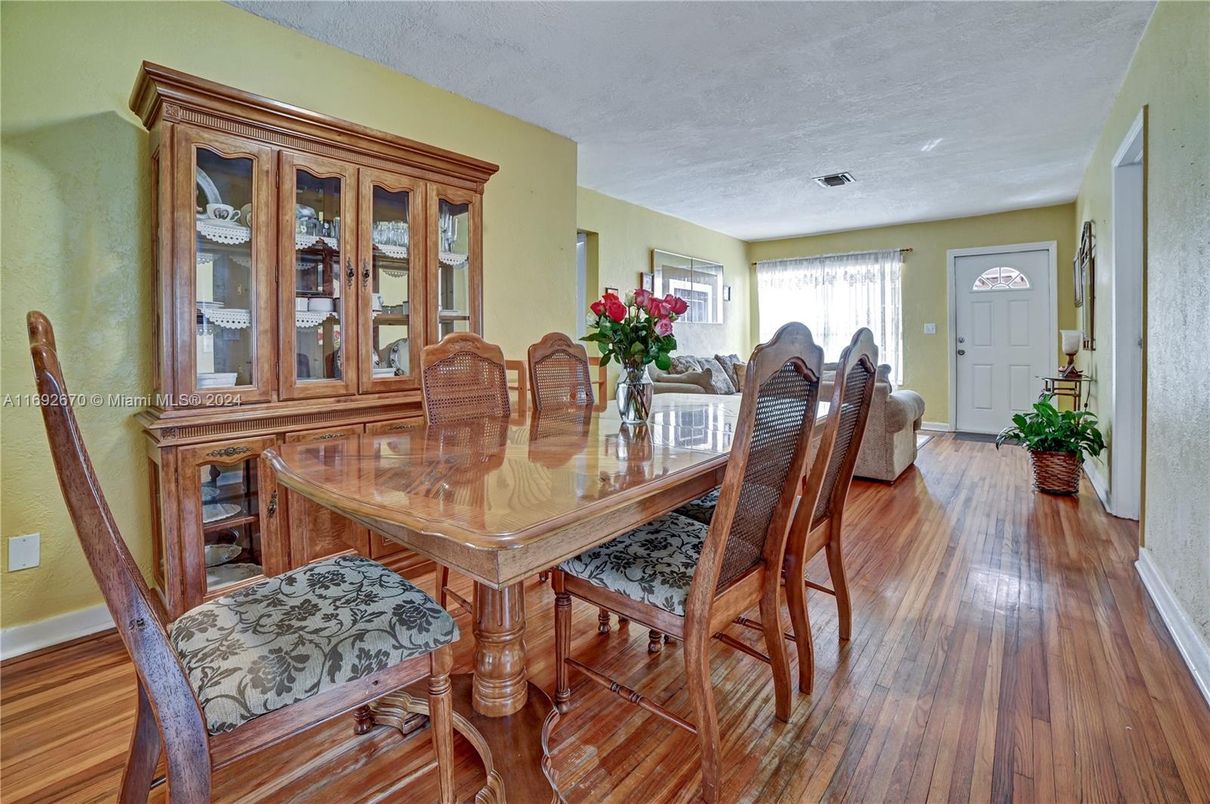 Dining room, Interior, Wood Texture Flooring