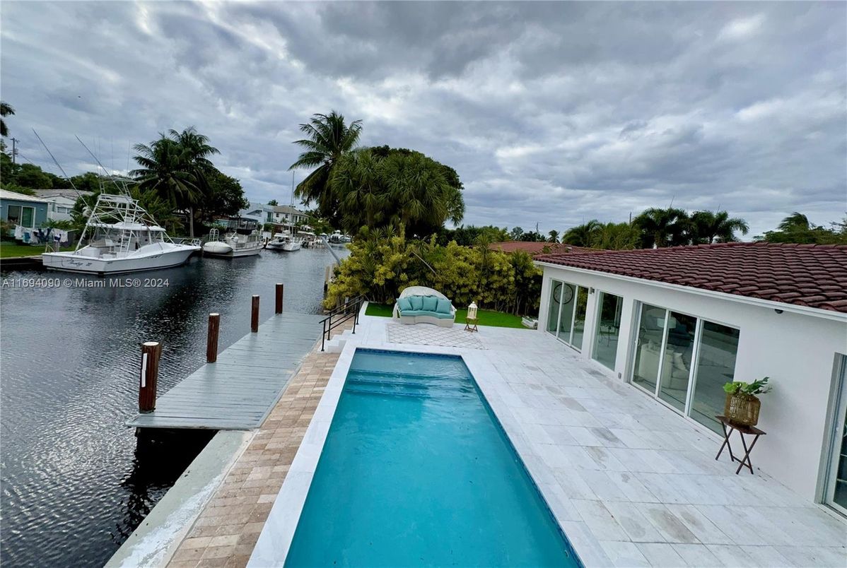 Exterior, Lake, Pool