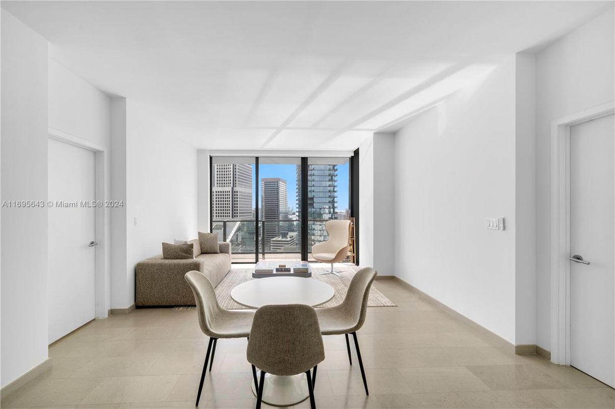 Dining room, Interior