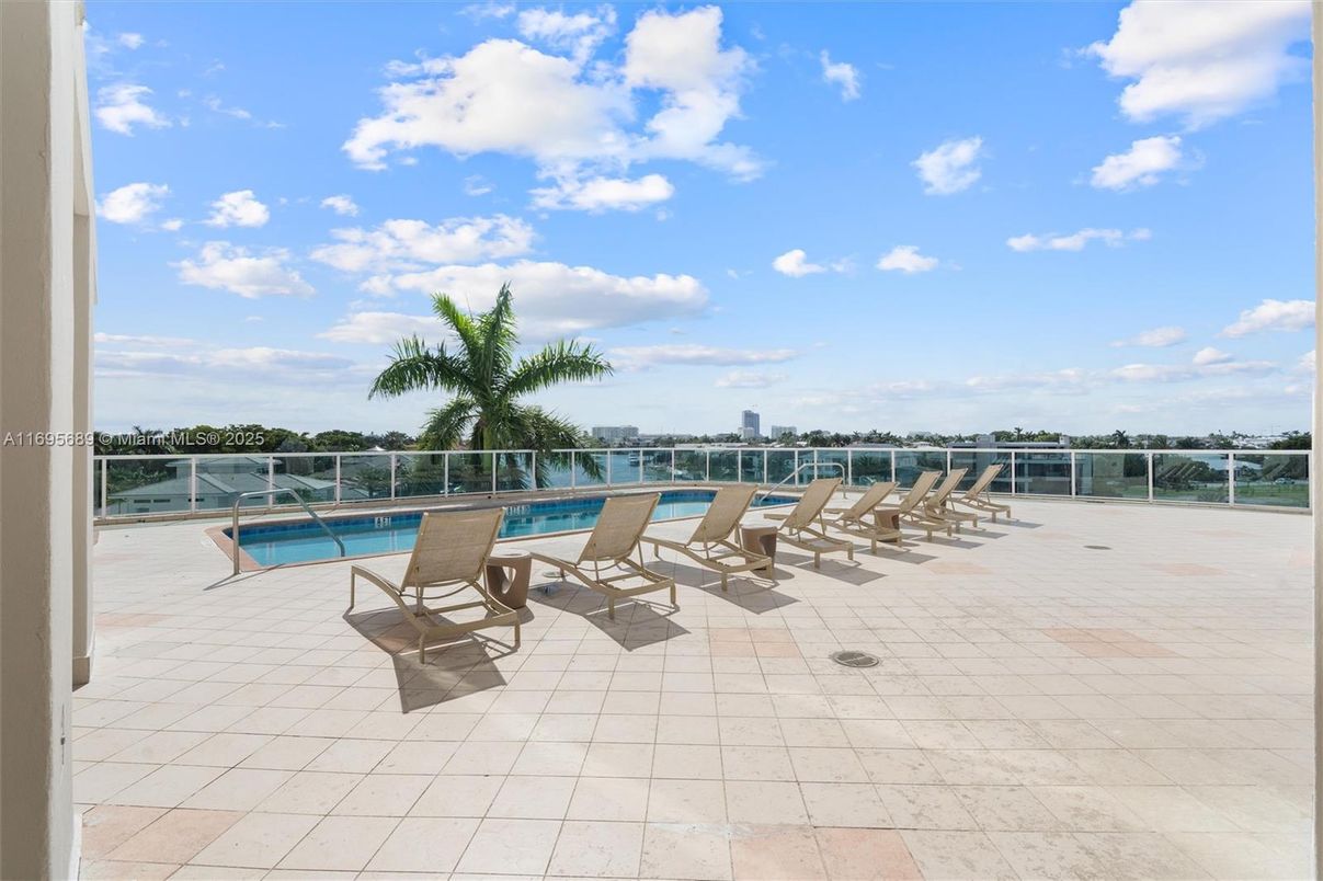 Exterior, Pool, Water