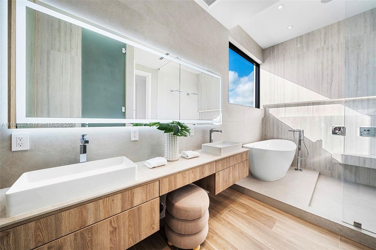 Bathroom, Dual Sink Vanities, Free Standing Baths, Interior, Recessed Lighting, Wood Texture Flooring