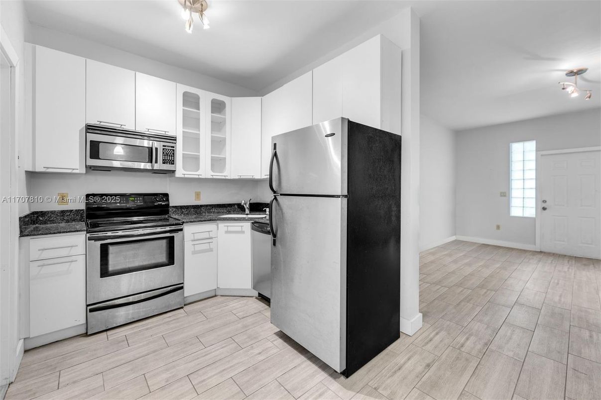 Interior, Kitchen, Stainless Steel Appliances, Wood Texture Flooring