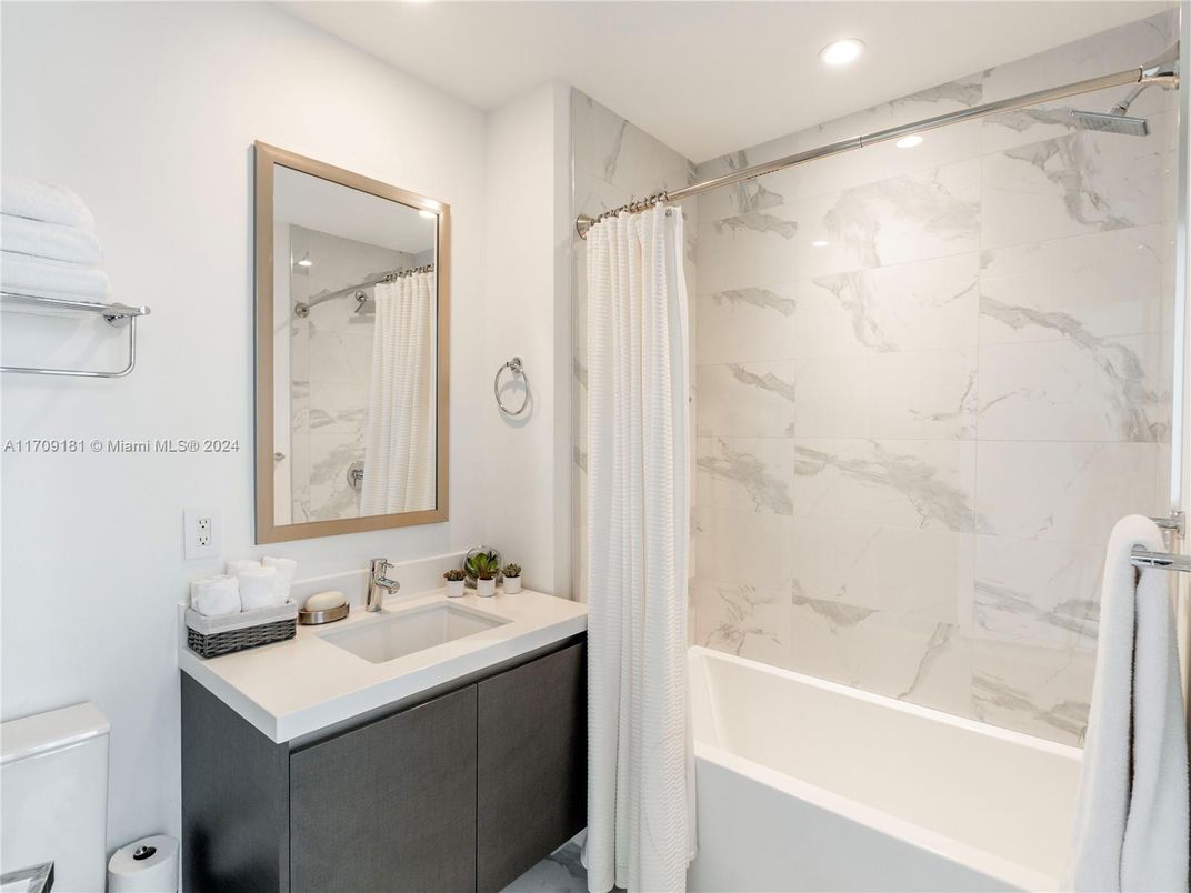 Bathroom, Interior, Marble Walls, Recessed Lighting