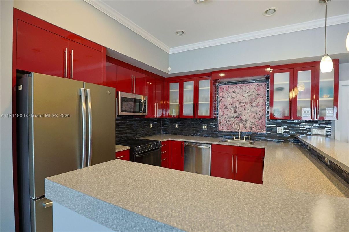 Interior, Kitchen, Pendant Lights, Recessed Lighting, Stainless Steel Appliances