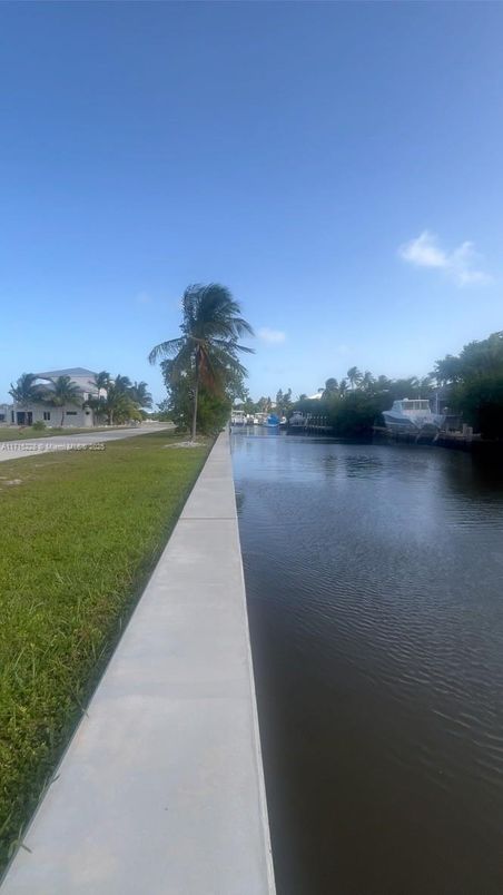 Exterior, Water