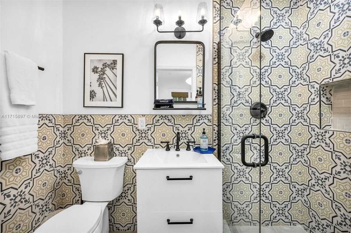 Bathroom, Glass Shower, Interior