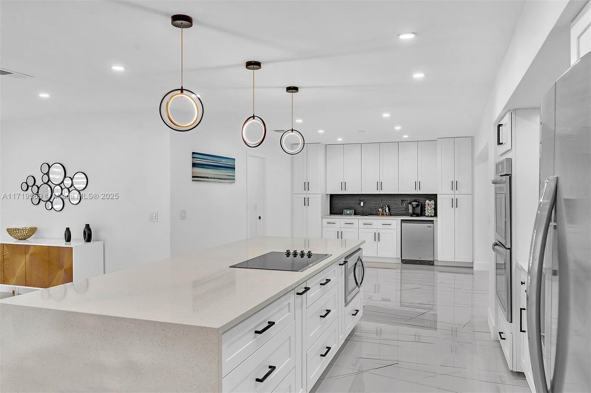Interior, Kitchen, Marble, Pendant Lights, Recessed Lighting