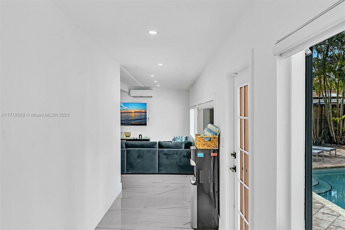 Interior, Marble, Recessed Lighting