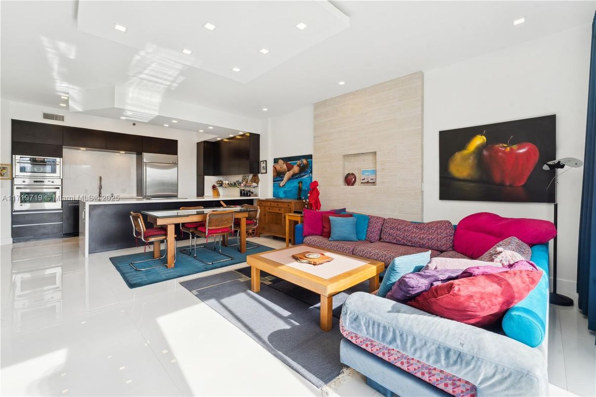 Dining room, Interior, Kitchen, Living room, Recessed Lighting, Stainless Steel Appliances