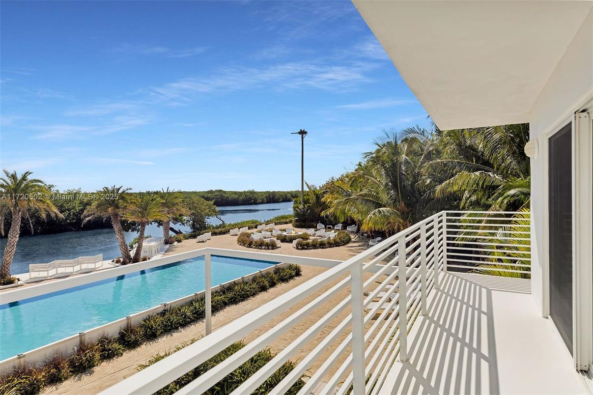 Water, Exterior, Pool, Other