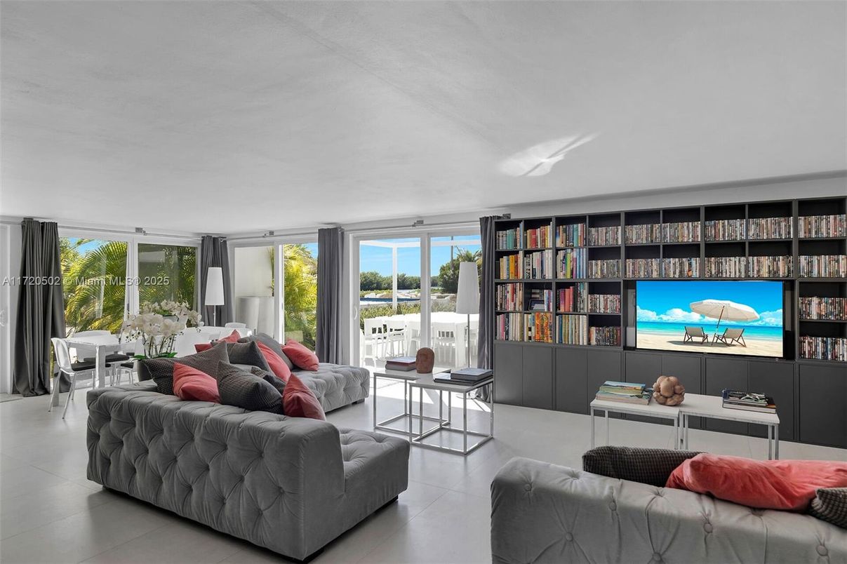 Dining room, Interior, Living room