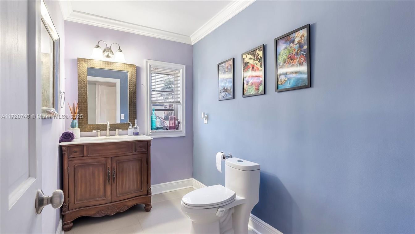 Bathroom, Interior