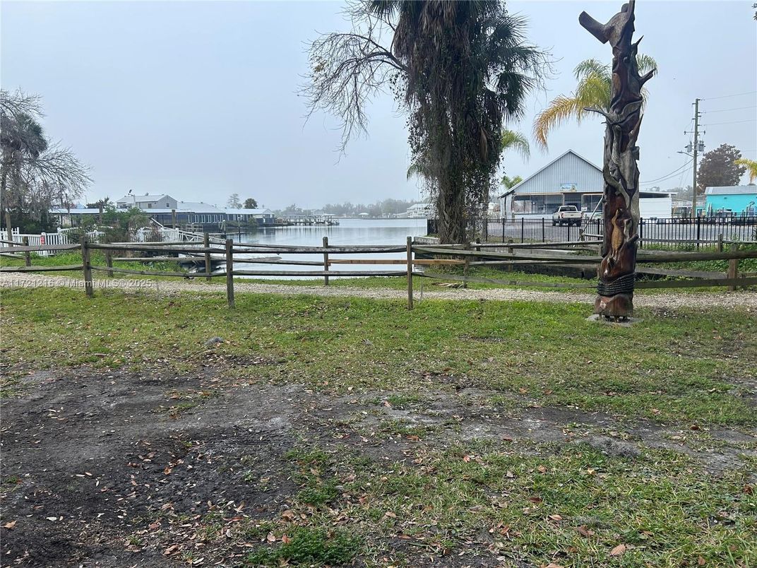 Backyard, Exterior, Water