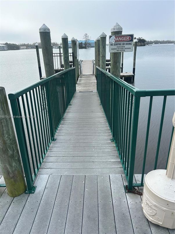 Exterior, Water
