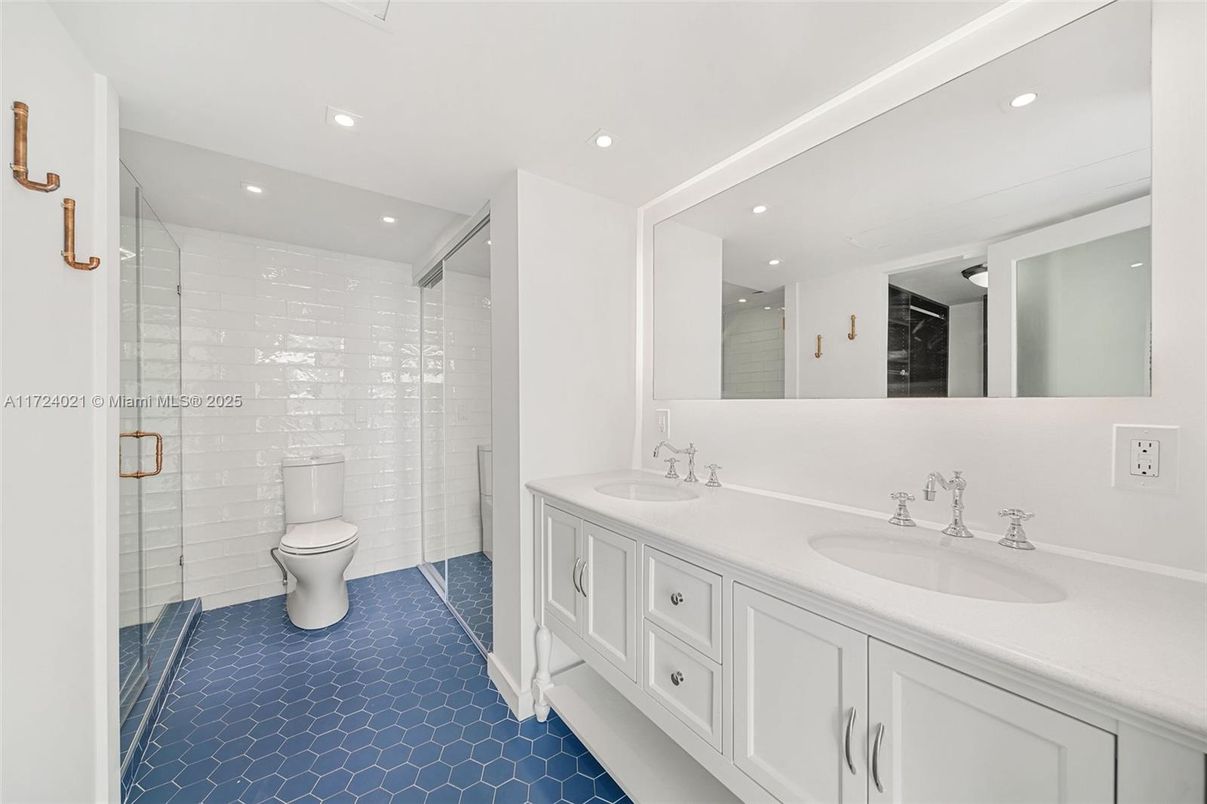 Bathroom, Dual Sink Vanities, Glass Shower, Interior, Recessed Lighting