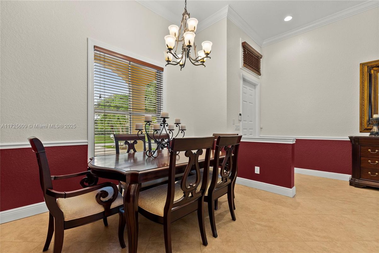 Chandelier, Dining room, Interior, Recessed Lighting
