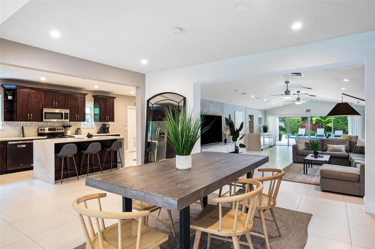 Dining room, Interior, Kitchen, Living room, Recessed Lighting, Stainless Steel Appliances