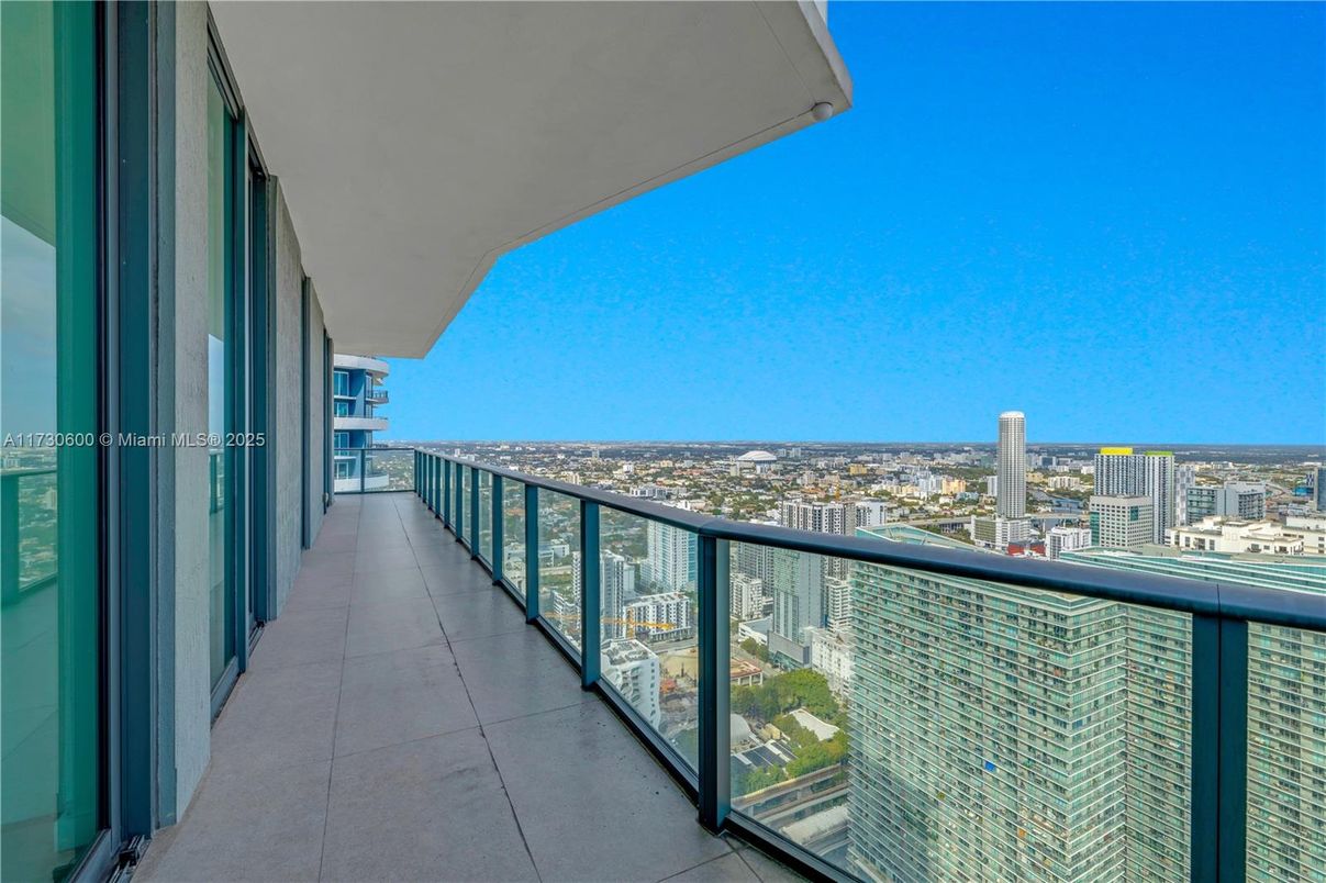 Exterior, Other, Skyline