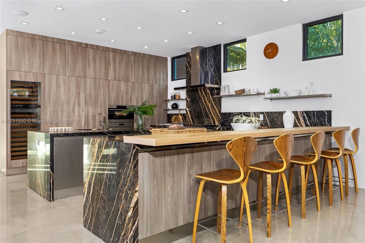 Interior, Kitchen, Recessed Lighting