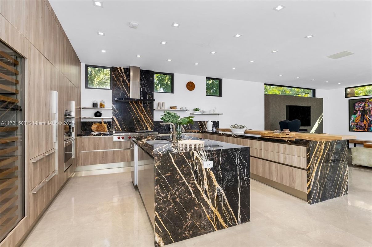 Interior, Kitchen, Recessed Lighting