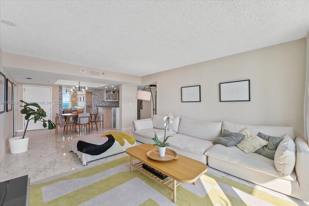 Dining room, Interior, Kitchen, Living room, Marble, Pendant Lights, Recessed Lighting