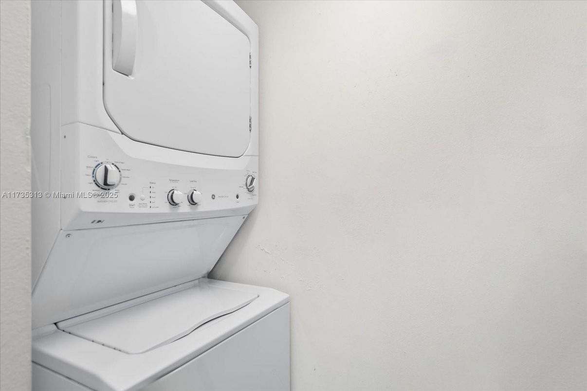 Interior, Utility Closets, Washer