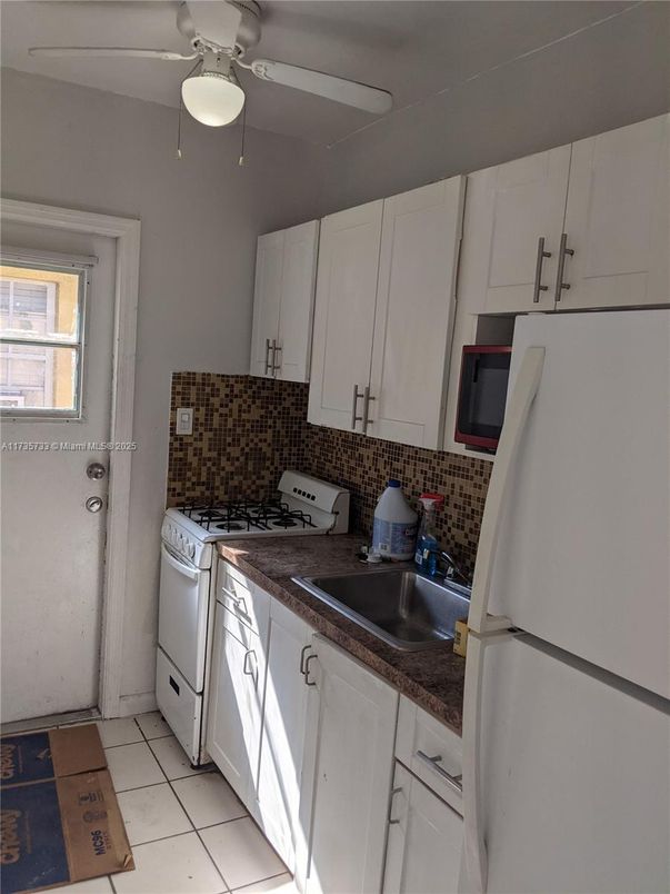 Interior, Kitchen