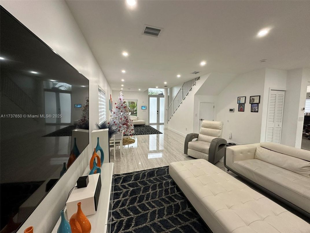 Interior, Recessed Lighting