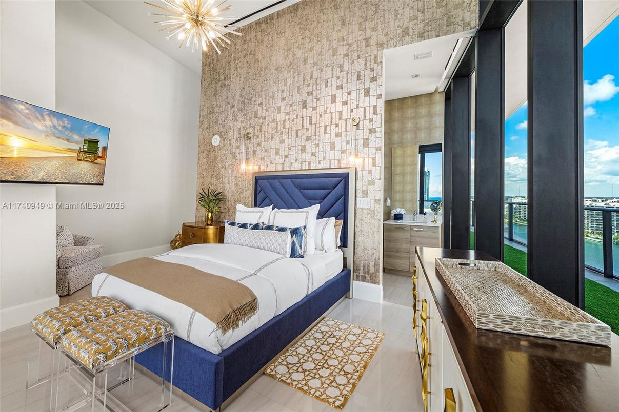 Bedroom, Interior, Pendant Lights, Water