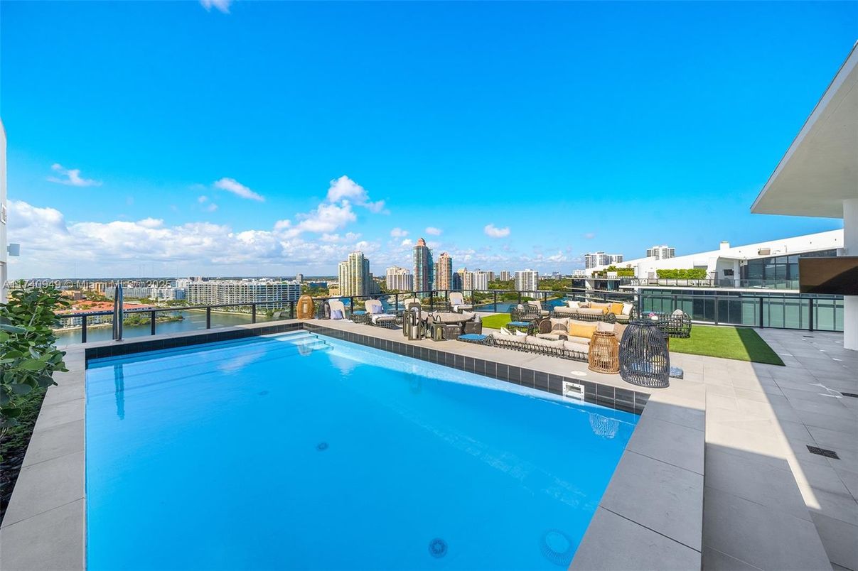 Water, Exterior, Pool, Other