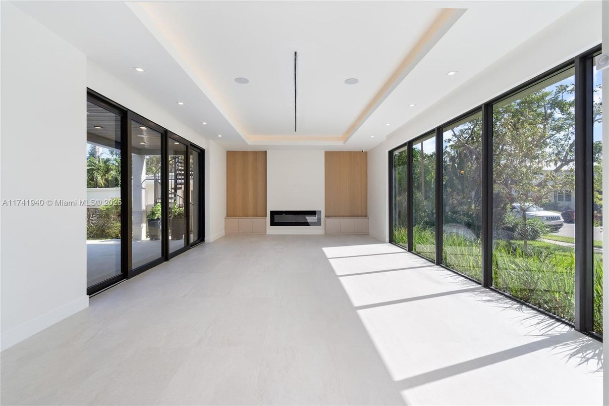 Interior, Recessed Lighting