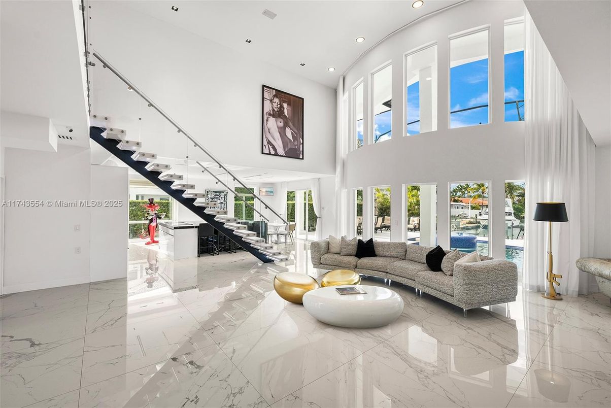 Interior, Living room, Marble, Recessed Lighting