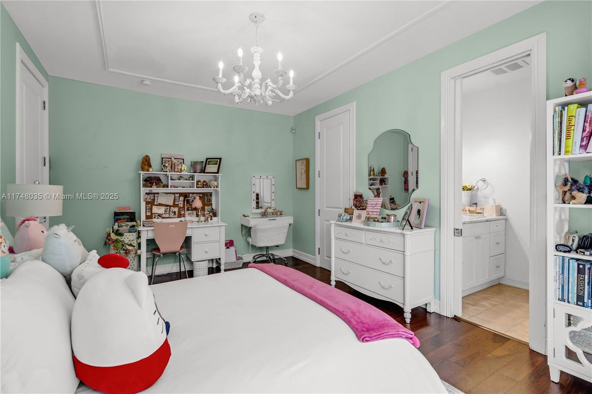 Bedroom, Chandelier, Home Office, Interior, Wood Texture Flooring