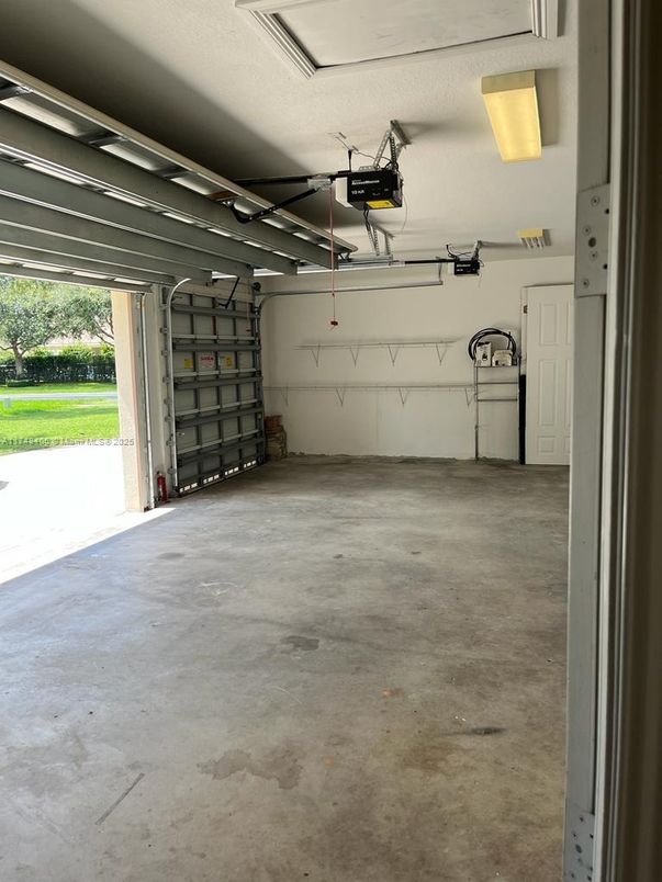 Garage, Interior