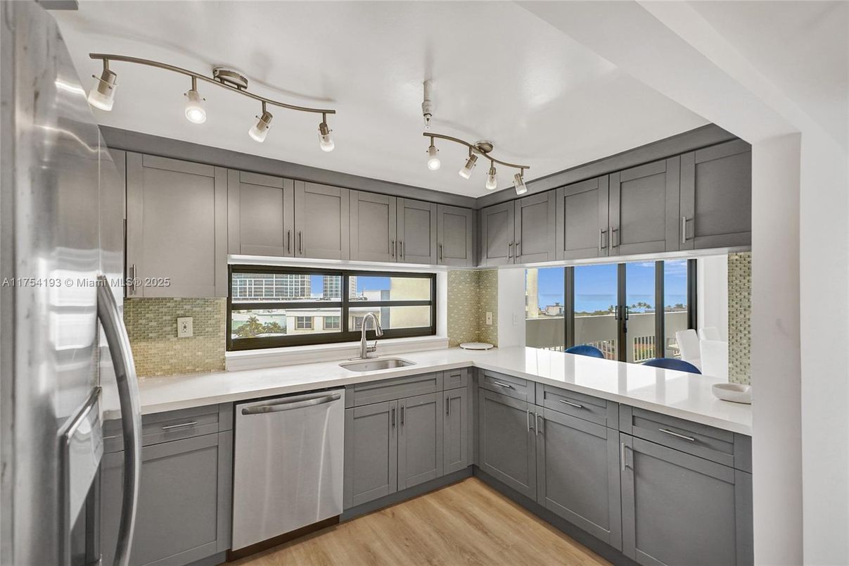 Interior, Kitchen, Stainless Steel Appliances, Wood Texture Flooring