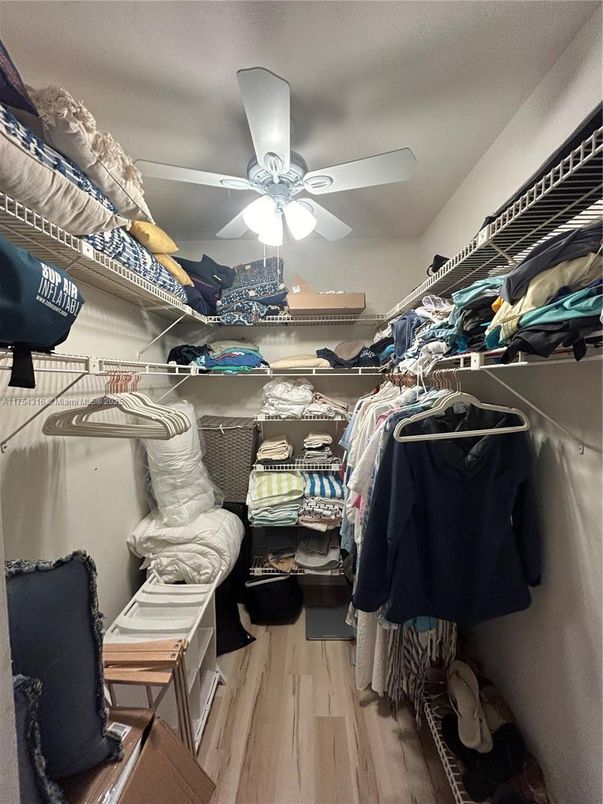 Bedroom, Interior, Walk-in Closets, Wood Texture Flooring