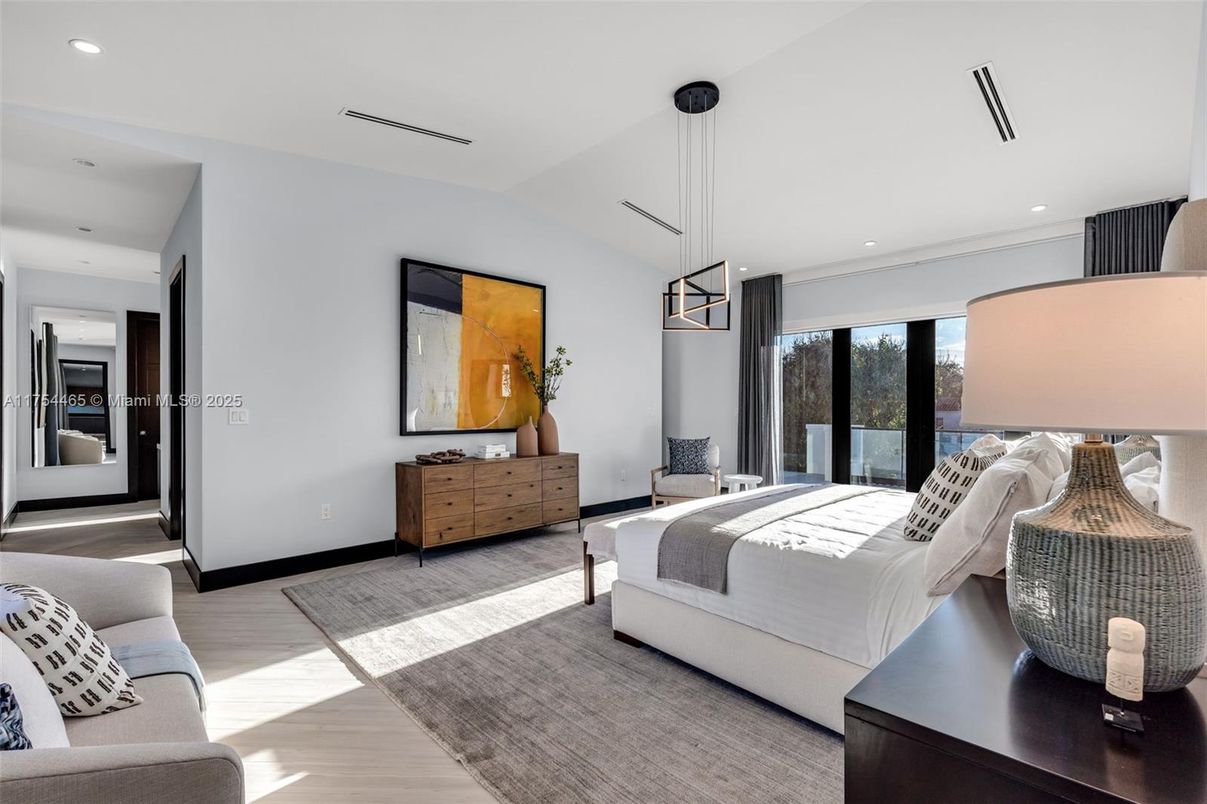 Bedroom, Interior, Pendant Lights, Recessed Lighting, Wood Texture Flooring