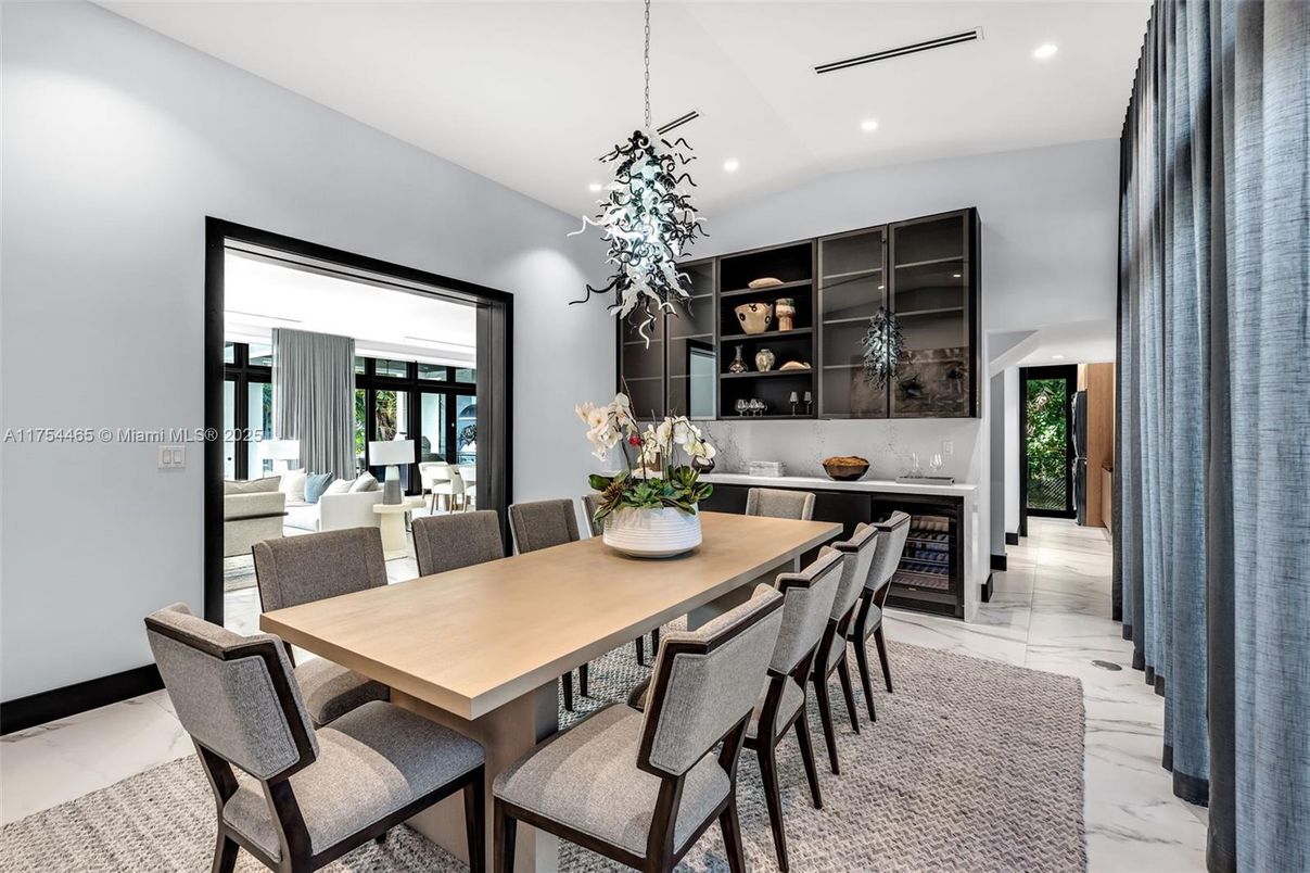 Dining room, Interior, Marble, Pendant Lights, Recessed Lighting