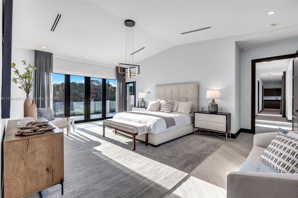 Bedroom, Interior, Pendant Lights, Recessed Lighting, Wood Texture Flooring