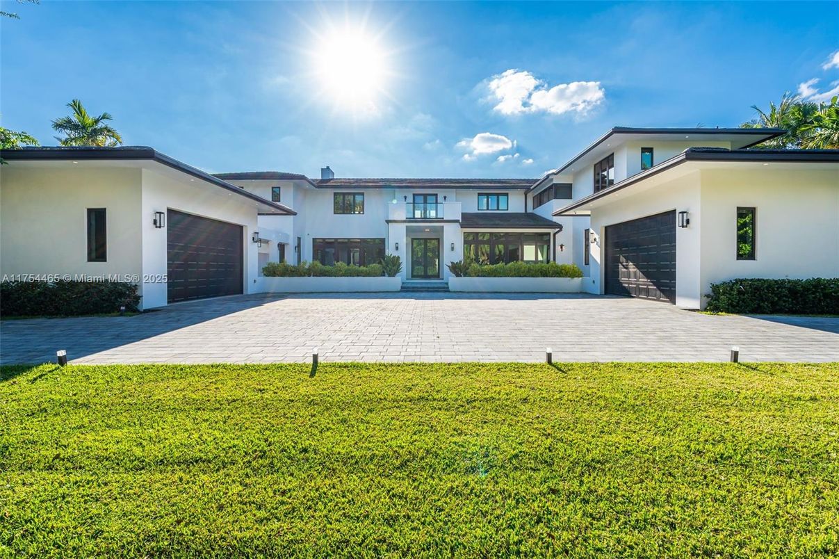 Attached, Backyard, Exterior, Facade, Farmhouse