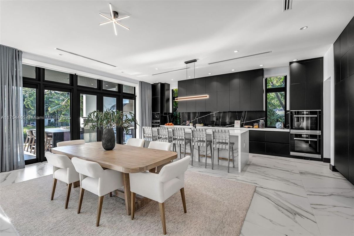 Dining room, Interior, Kitchen, Marble, Pendant Lights, Recessed Lighting, Stainless Steel Appliances