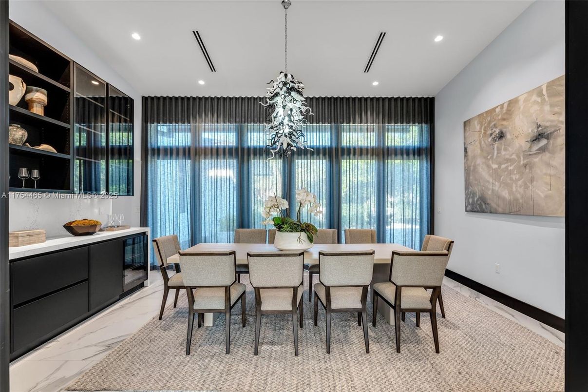 Chandelier, Dining room, Interior, Marble, Pendant Lights, Recessed Lighting