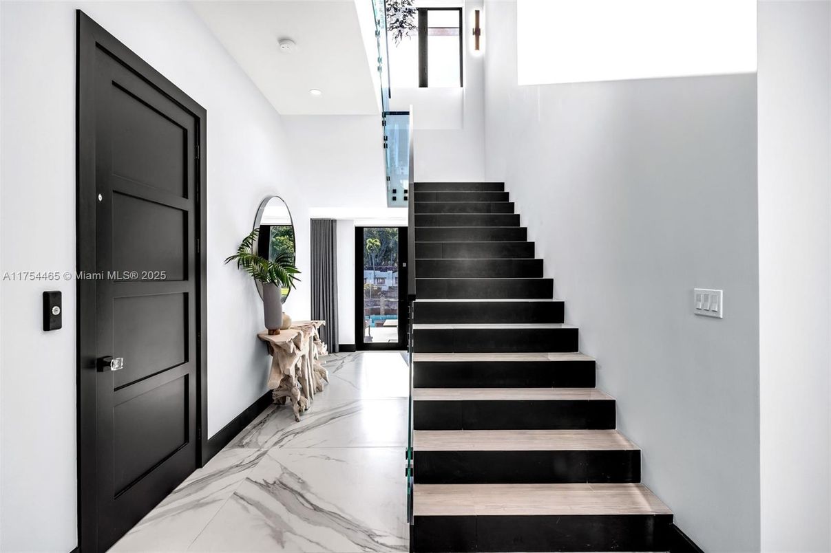 Interior, Marble, Recessed Lighting