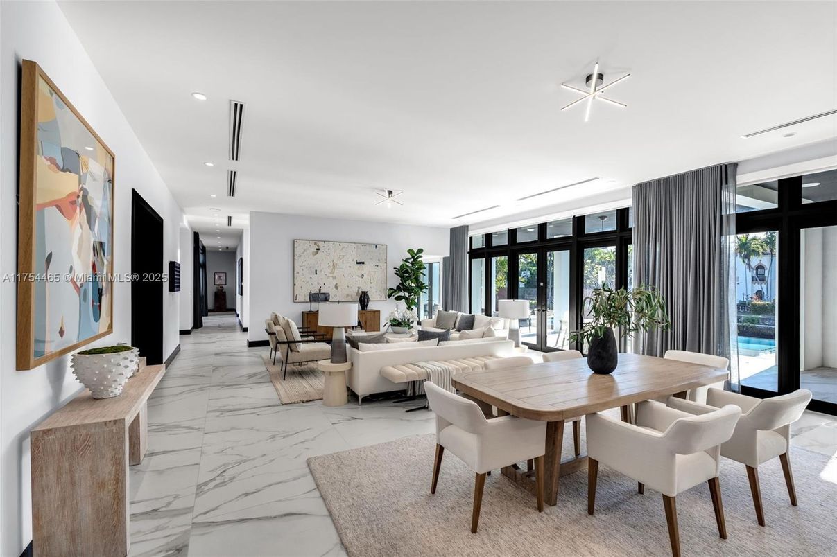 Dining room, Interior, Living room, Marble, Recessed Lighting