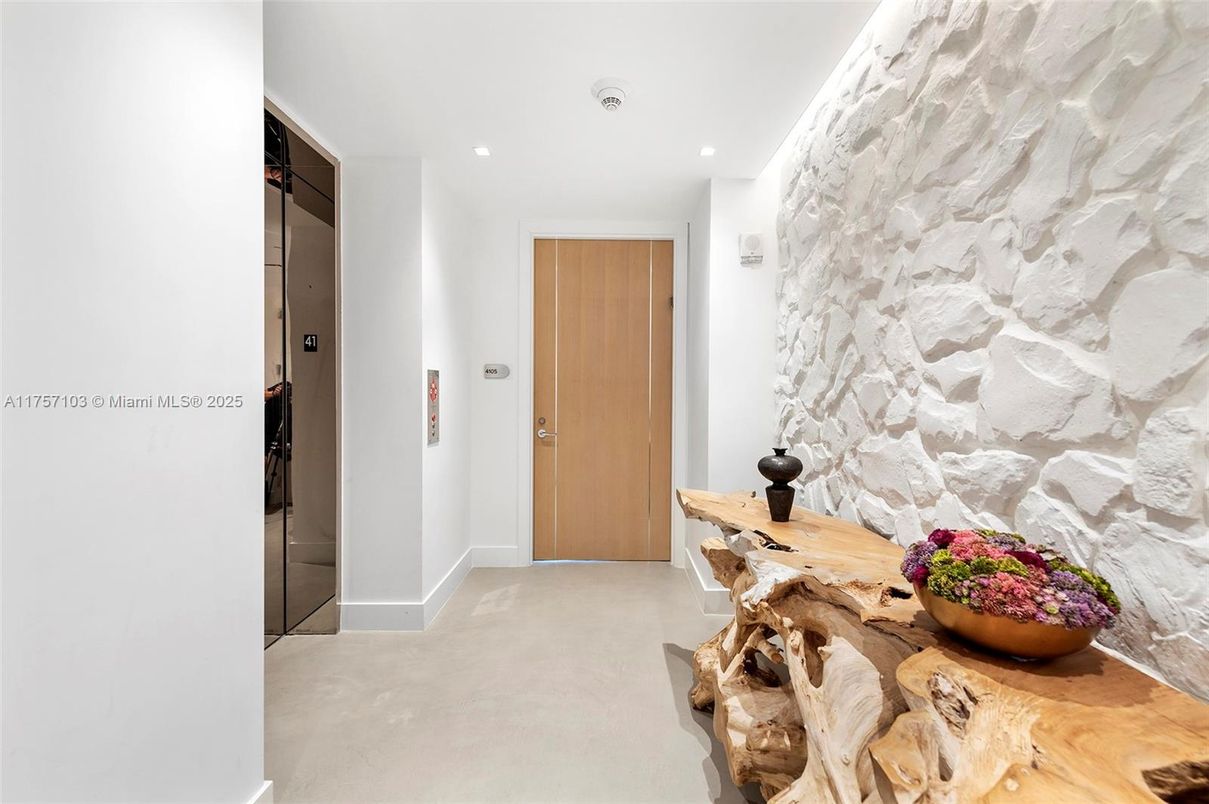 Elevator, Interior, Recessed Lighting