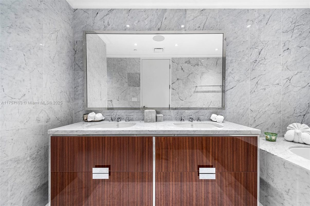 Bathroom, Dual Sink Vanities, Interior, Marble Walls