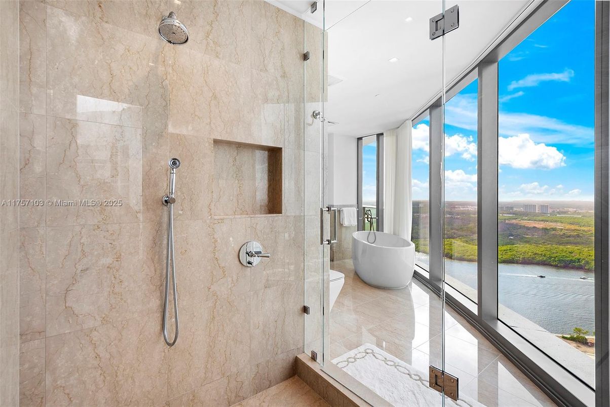 Bathroom, Free Standing Baths, Glass Shower, Interior, Recessed Lighting, Water