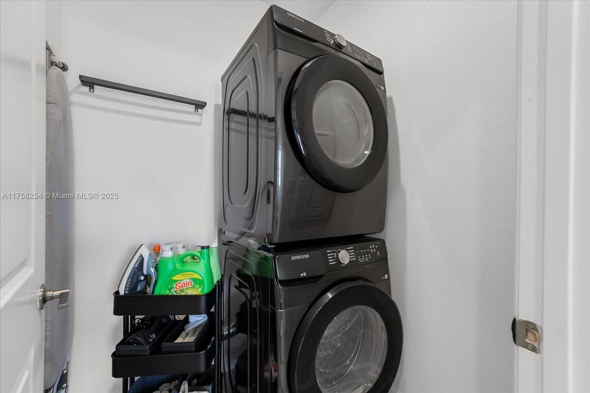 Interior, Utility Closets, Washer