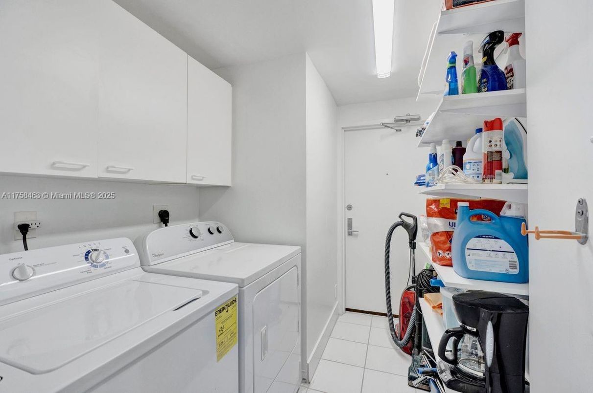 Interior, Utility Closets, Washer